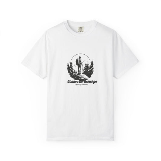 T-Shirt Unisexe "L'Aventure Vous Attend"  T-shirt Plein Air  Cadeau pour Amoureux de la Nature  Vêtement de Randonnée  Cadeau pour Aventuriers