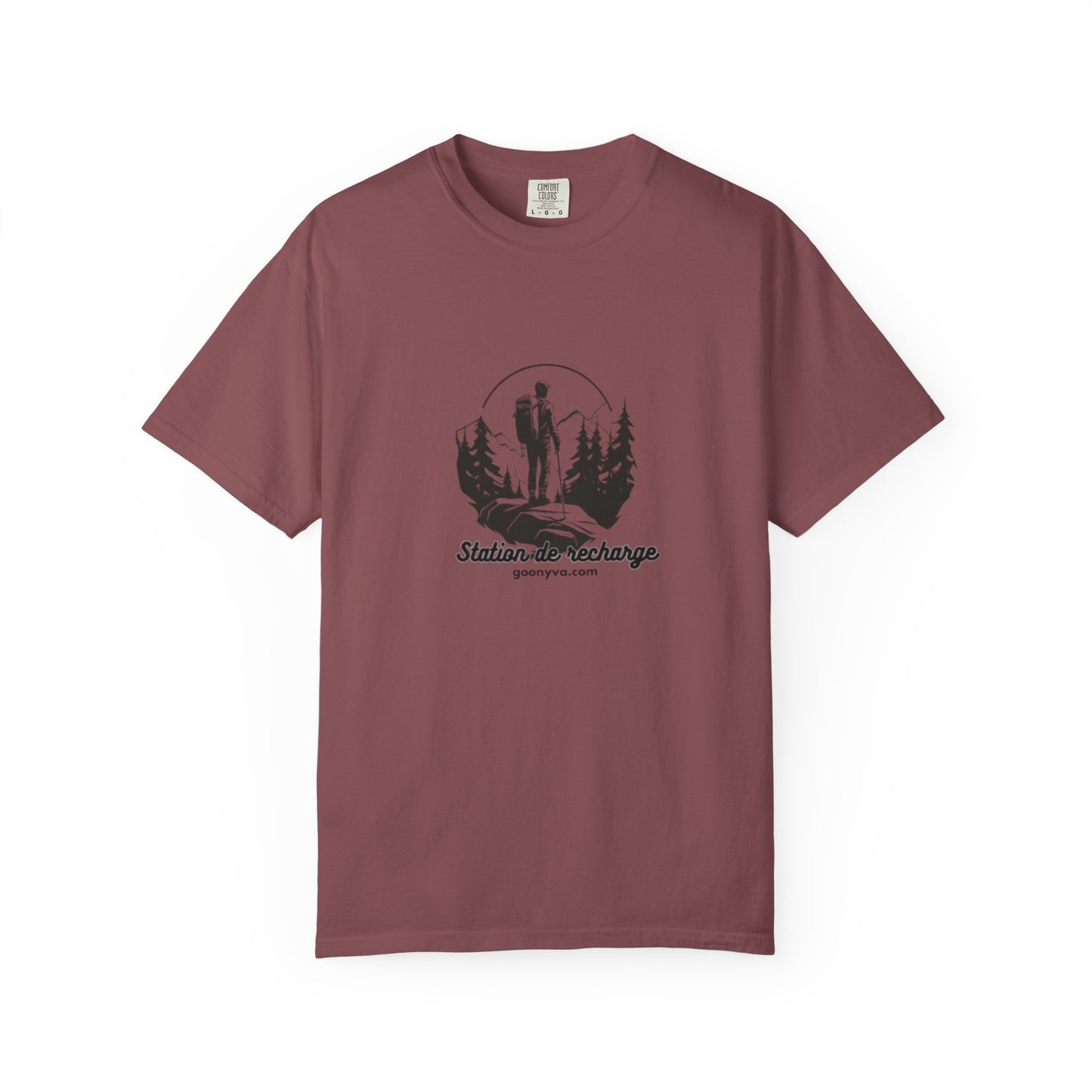 T-Shirt Unisexe "L'Aventure Vous Attend"  T-shirt Plein Air  Cadeau pour Amoureux de la Nature  Vêtement de Randonnée  Cadeau pour Aventuriers
