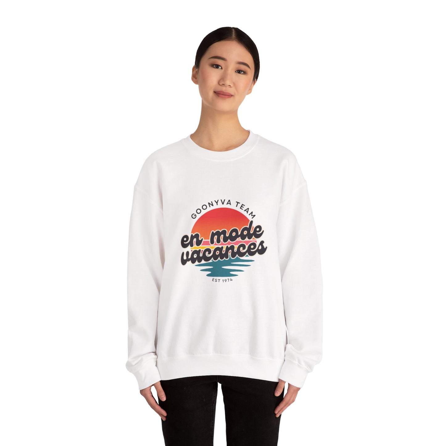 Chandail Col Rond "Chill Vibes" Pour les journées décontractées  Idéal pour la détente douillette  Parfait pour le voyage  Cadeau pour les amis  Style vacances