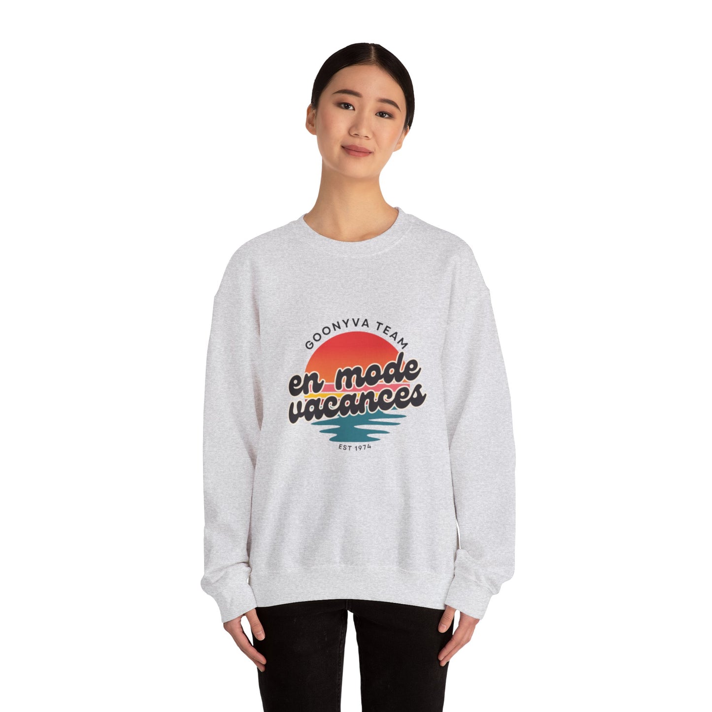 Chandail Col Rond "Chill Vibes" Pour les journées décontractées  Idéal pour la détente douillette  Parfait pour le voyage  Cadeau pour les amis  Style vacances