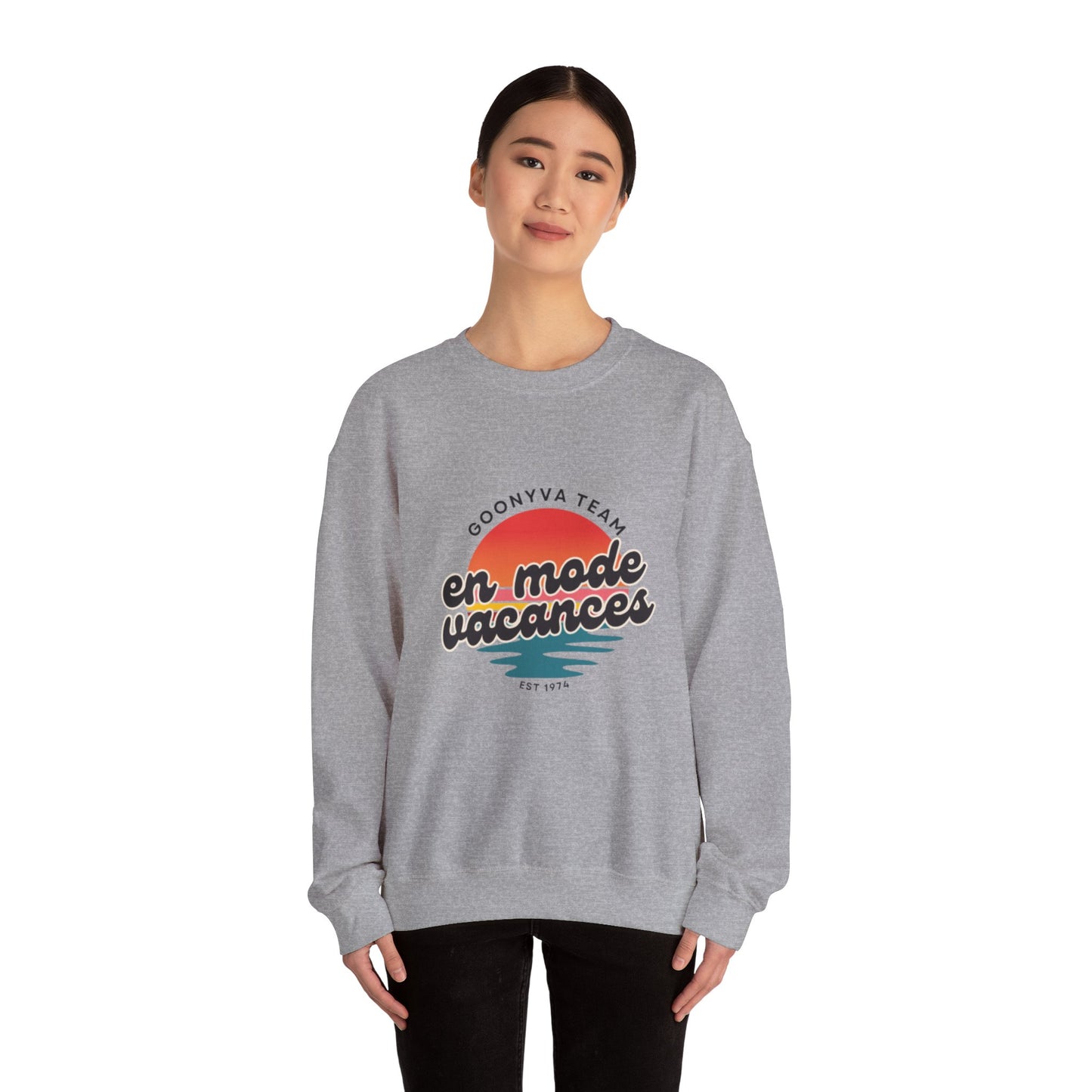 Chandail Col Rond "Chill Vibes" Pour les journées décontractées  Idéal pour la détente douillette  Parfait pour le voyage  Cadeau pour les amis  Style vacances