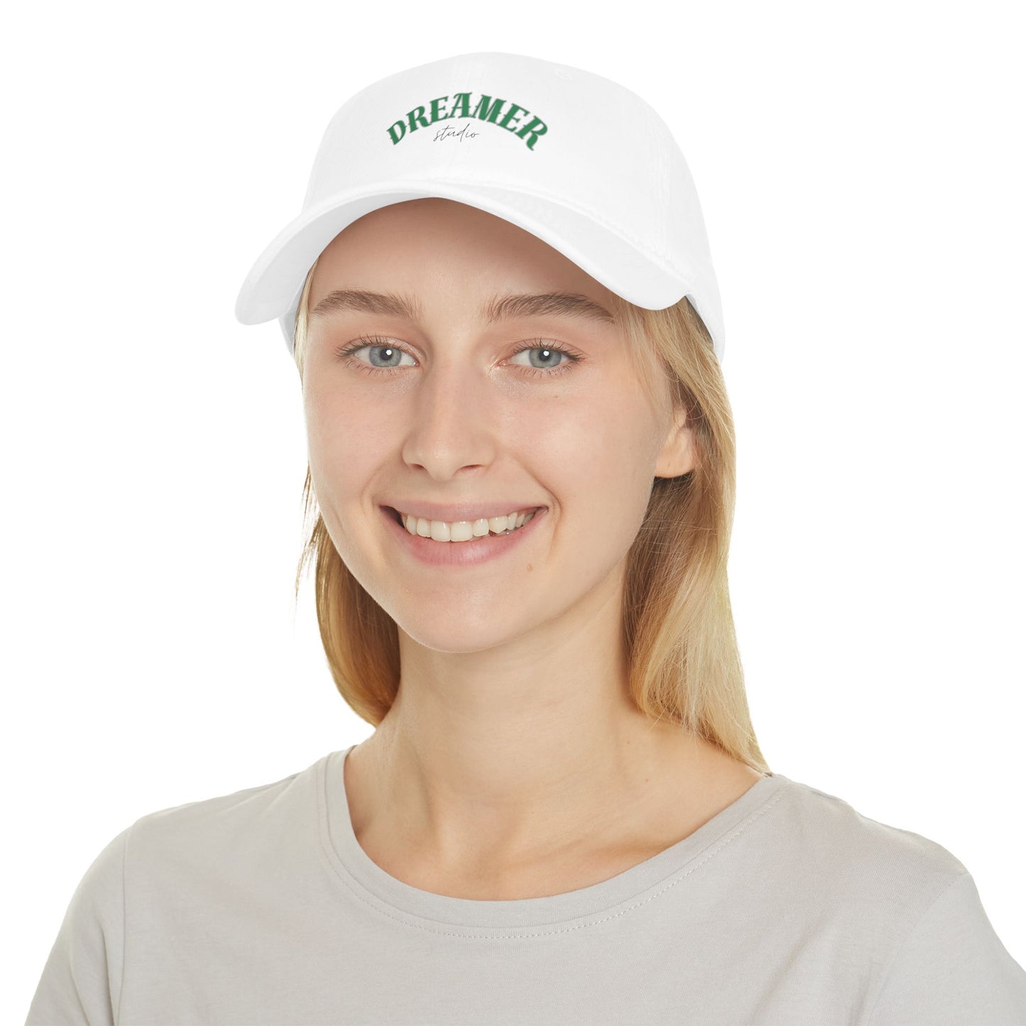 Casquette de baseball "Dreamer" à profil bas Pour les créatifs  Casquette stylée pour les rêveurs  Chapeau ajustable pour un confort optimal  Cadeau unique pour les artistes  Parfait pour [...]