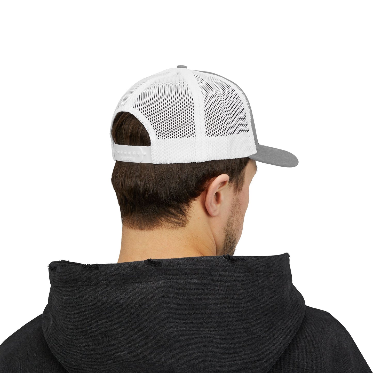 Affirmez votre style avec notre casquette Trucker Snapback "Goonya" stylée ! Ce chapeau tendance est parfait pour toutes vos aventures en plein air. C'est un cadeau unique pour lui ou pour elle, idéal pour un look décontracté au quotidien.
